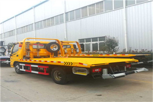 拜泉附近拖车救援搭电